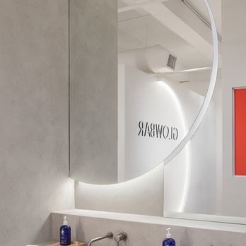 GLOWBAR UPPER EAST SIDE - Updated December 2024 - 11 Photos & 29 