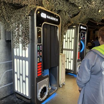 Star Wars Trading Post - The Galactic ID Kiosk - Toy Stores Near Me - Anaheim, California