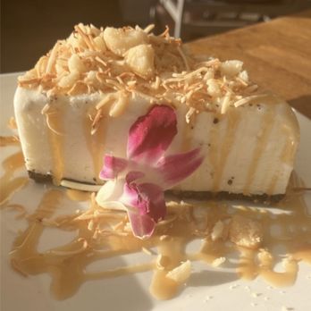 Aloha Mixed Plate - Hawaiian Near Me - Lahaina, Hawaii
