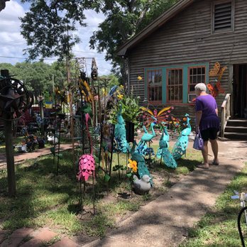 Nana's Main Street Cottage - (7/13/2018) - Furniture Stores Near Me - Tomball, Texas