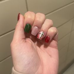 Cali Nails