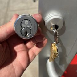 Sentinel Locksmith - Upgrading from builder-provided cylinder.