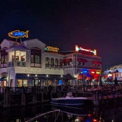 Lombard's Seafood Grille - Outside view