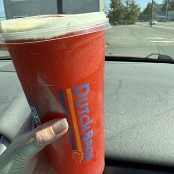 Dutch Bros Coffee - Coffee & Tea Near Me - Astoria, Oregon Dutch Bros Coffee - Coffee & Tea Near Me - Astoria, Oregon