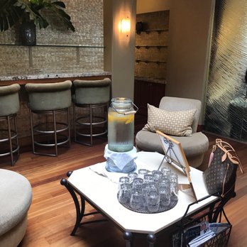 Ho'ala Salon and Spa - Waiting area - Day Spas Near Me - Honolulu, Hawaii Ho'ala Salon and Spa - Waiting area - Day Spas Near Me - Honolulu, Hawaii