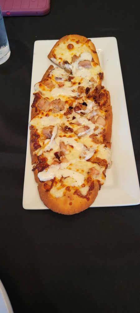 Stone Creek Grille Image