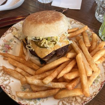 Cafe Mochiko - Smashburger - Bakeries Near Me - Cincinnati, Ohio