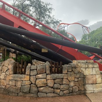 SheiKra - The exit of the tunnel - Amusement Parks Near Me - Tampa, Florida SheiKra - The exit of the tunnel - Amusement Parks Near Me - Tampa, Florida