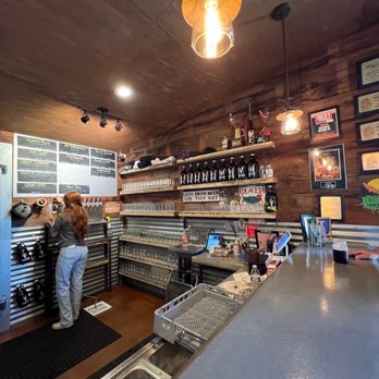 GoatHouse Brewing Co - Inside - Breweries Near Me - Lincoln, California