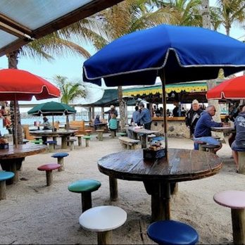 Capt Hirams Resort - Bars Near Me - Sebastian, Florida Capt Hirams Resort - Bars Near Me - Sebastian, Florida