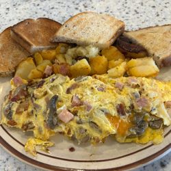 Olympia Flame Diner - Breakfast omelette  Potatoes  Toast
