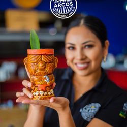 Los Arcos Mexican & Grill