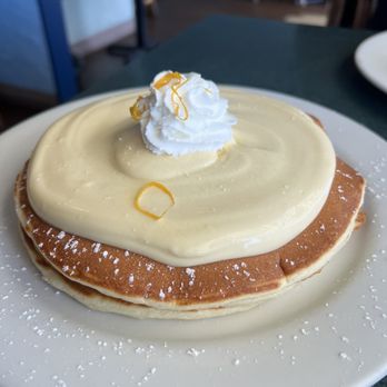 Moke's Bread & Breakfast - Lilikoi pancakes - Breakfast & Brunch Near Me - Kailua, Hawaii Moke's Bread & Breakfast - Lilikoi pancakes - Breakfast & Brunch Near Me - Kailua, Hawaii