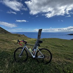 Maui Sunriders Bike Co - Kahakuloa but at the top!