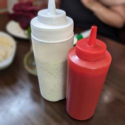 Halal Diner - White Sauce and Ketchup for the table