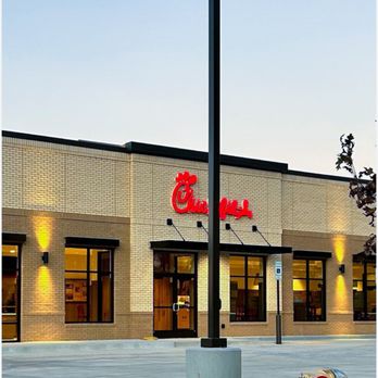 Chick-fil-A - Fast Food Near Me - Pine Bluff, Arkansas Chick-fil-A - Fast Food Near Me - Pine Bluff, Arkansas