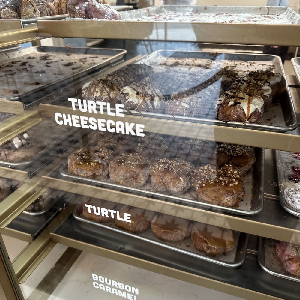 Parlor Doughnuts - Donuts Near Me - Fort Wayne, Indiana Parlor Doughnuts - Donuts Near Me - Fort Wayne, Indiana