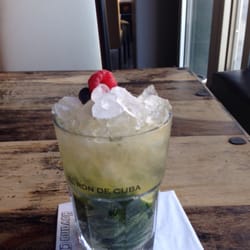 Oliviero - Cocktail "Virgin Mojito" (5,00 EUR in der happy Hour 4,00 EUR)