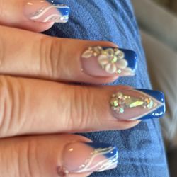 Vivian's Nails Spa - Example of my latest design that I LOVE!!