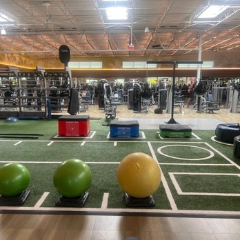 LA Fitness - A lit more organize and clean!!! - Gyms Near Me - Temecula, California