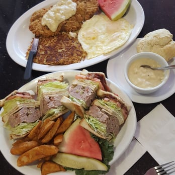 Busy Bee Cafe - Diners Near Me - Ventura, California