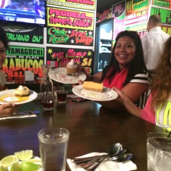 Pollos & Jarras - Everybody happy - Peruvian Near Me - Miami, Florida Pollos & Jarras - Everybody happy - Peruvian Near Me - Miami, Florida