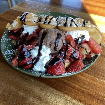 LUMI Dessert Cafe - Nutella Strawberry Waffle. - Desserts Near Me - Lynnwood, Washington LUMI Dessert Cafe - Nutella Strawberry Waffle. - Desserts Near Me - Lynnwood, Washington