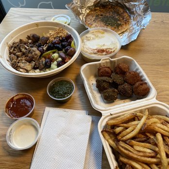 Taim Mediterranean Kitchen - Za'atar Pita, falafel, Hummus, Roasted Chicken Bowl - Mediterranean Near Me - Washington, DC, District of Columbia