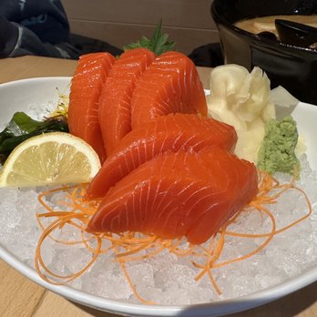 Taka Ramen - Salmon sashimi - Sushi Bars Near Me - Squamish, British Columbia