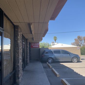 Que Huong Restaurant - Outside - Vietnamese Near Me - Phoenix, Arizona