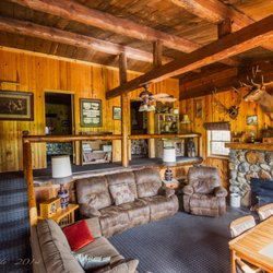 Camp Custer Log Cabins - Sky View Living Room Camp Custer Log Cabins