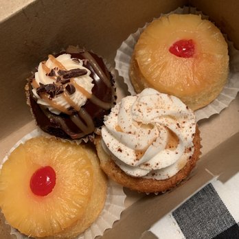 Oh Yeah Cakes - Pineapple upside down, French toast and... dark chocolate caramel?? I could be wrong but it was SO GOOD!!! - Bakeries Near Me - San Antonio, Texas Oh Yeah Cakes - Pineapple upside down, French toast and... dark chocolate caramel?? I could be wrong but it was SO GOOD!!! - Bakeries Near Me - San Antonio, Texas
