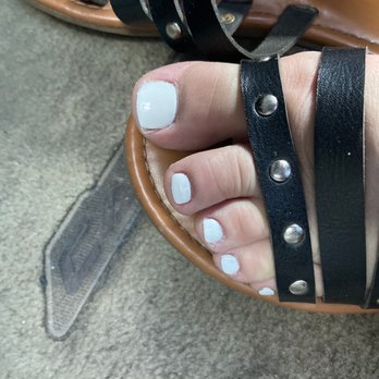 Bellagio Nails & Spa - this is a fresh pedicure.. just left the store less than 10 minutes ago... - Nail Salons Near Me - Sanford, Florida Bellagio Nails & Spa - this is a fresh pedicure.. just left the store less than 10 minutes ago... - Nail Salons Near Me - Sanford, Florida