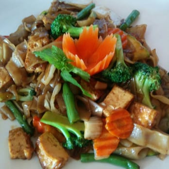 Thai Orchid - Pad see ew with tofu - Thai Near Me - Blue Bell, Pennsylvania Thai Orchid - Pad see ew with tofu - Thai Near Me - Blue Bell, Pennsylvania