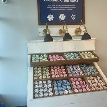 Magnolia Soap & Bath - Shower steamers - Kitchen & Bath Near Me - Cypress, Texas