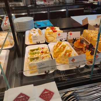 Sluka - Cafes Near Me - Vienna, 9