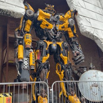 Top Secret Incorporated - Bumblebee - Amusement Parks Near Me - Wisconsin Dells, Wisconsin