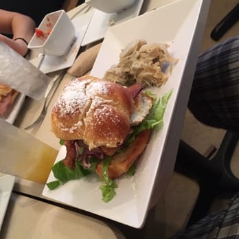 Tostado - Hamburger - Cafes Near Me - San Juan, Puerto Rico