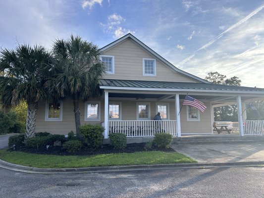 Simply Southern Smokehouse by null