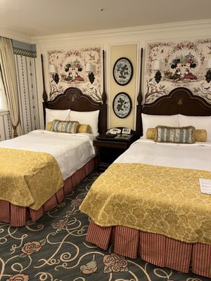 Tokyo Disneyland Hotel by null