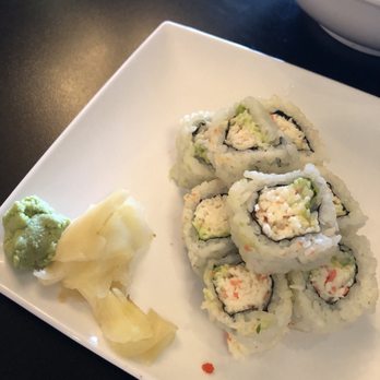 Sushi Omakase - California roll - Sushi Bars Near Me - Gilroy, California Sushi Omakase - California roll - Sushi Bars Near Me - Gilroy, California
