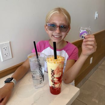 Teaspoon - Stagelight Strawberry Colada Smoothie - Bubble Tea Near Me - Reno, Nevada