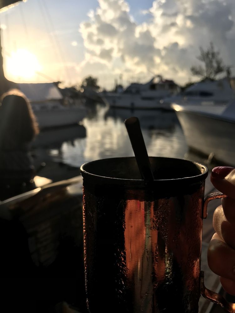 Hogfish Bar & Grill