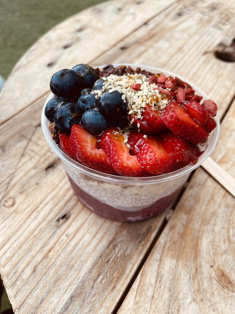 Just Bee Acai Logo