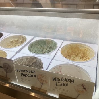 Jeni's Splendid Ice Creams - Flavors - Ice Cream & Frozen Yogurt Near Me - Austin, Texas Jeni's Splendid Ice Creams - Flavors - Ice Cream & Frozen Yogurt Near Me - Austin, Texas
