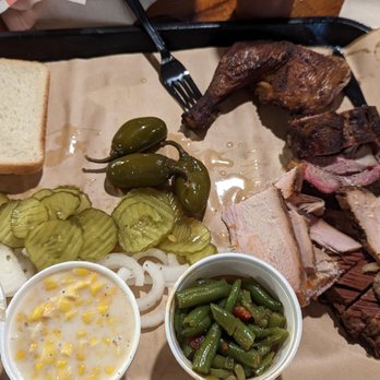 Texas D Willies Smokehouse - AYCE platter - Barbeque Near Me - China Grove, Texas Texas D Willies Smokehouse - AYCE platter - Barbeque Near Me - China Grove, Texas