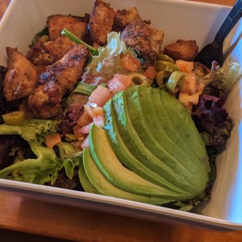 Havana Kitchen - Caribbean bowl with chicken - Cuban Near Me - Temecula, California Havana Kitchen - Caribbean bowl with chicken - Cuban Near Me - Temecula, California