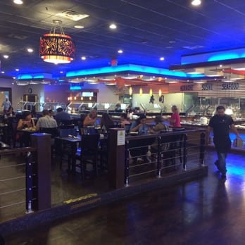 Royal Buffet - Sitting area - Buffets Near Me - Hoffman Estates, Illinois