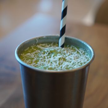 Two Hands - Green Goddess - Cocktail Bars Near Me - Austin, Texas Two Hands - Green Goddess - Cocktail Bars Near Me - Austin, Texas