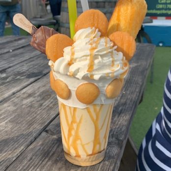 Deacon Baldy's - The milkshake contained a Twinkie, dark chocolate covered banana and nilla wafers all topped off with a caramel drizzle! - Food Trucks Near Me - Magnolia, Texas Deacon Baldy's - The milkshake contained a Twinkie, dark chocolate covered banana and nilla wafers all topped off with a caramel drizzle! - Food Trucks Near Me - Magnolia, Texas